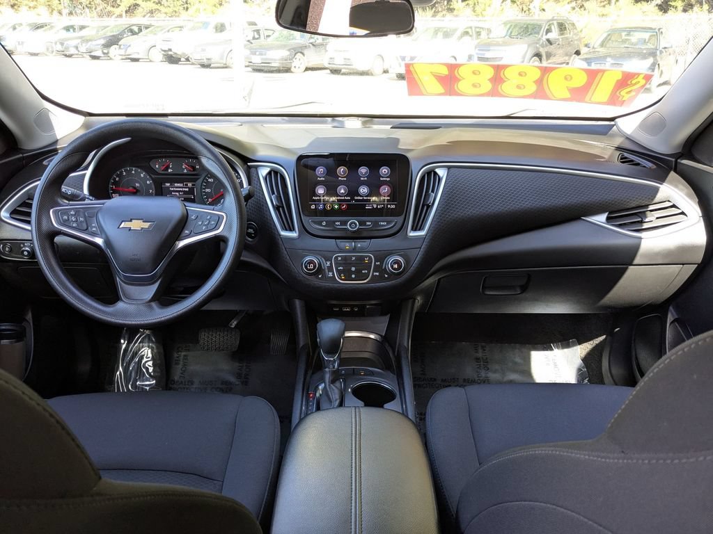 Used 2024 Chevrolet Malibu LT FWD image 23