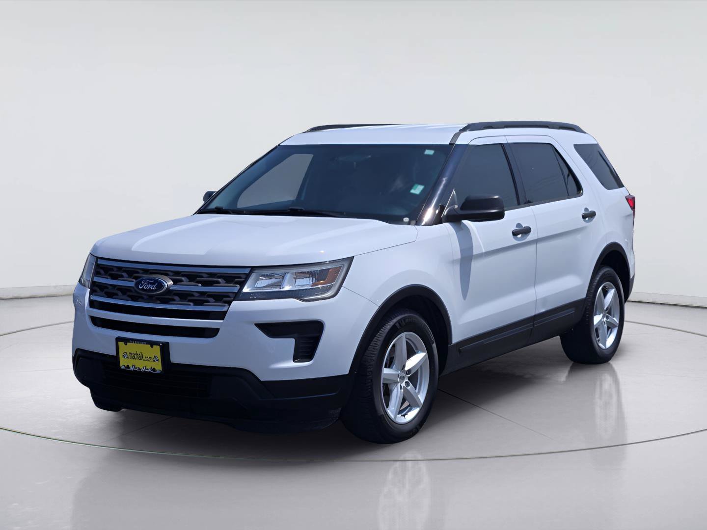 Certified 2019 Ford Explorer FWD image 1