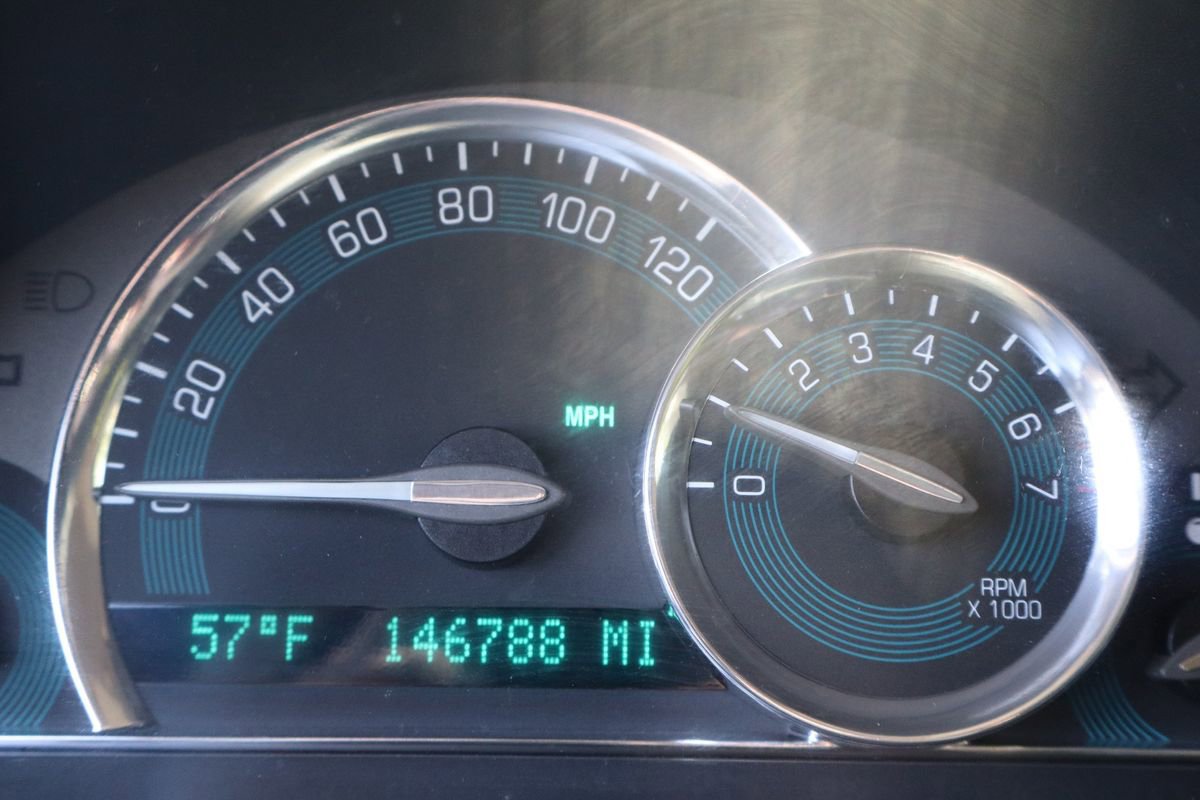 Used 2011 Chevrolet HHR LS image 42