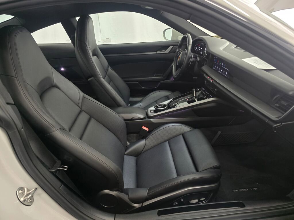 Certified 2022 Porsche 911 Carrera image 20