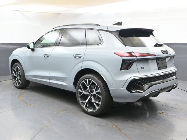 New 2026 Audi Q3 quattro 2.0T AWD/4WD image 3
