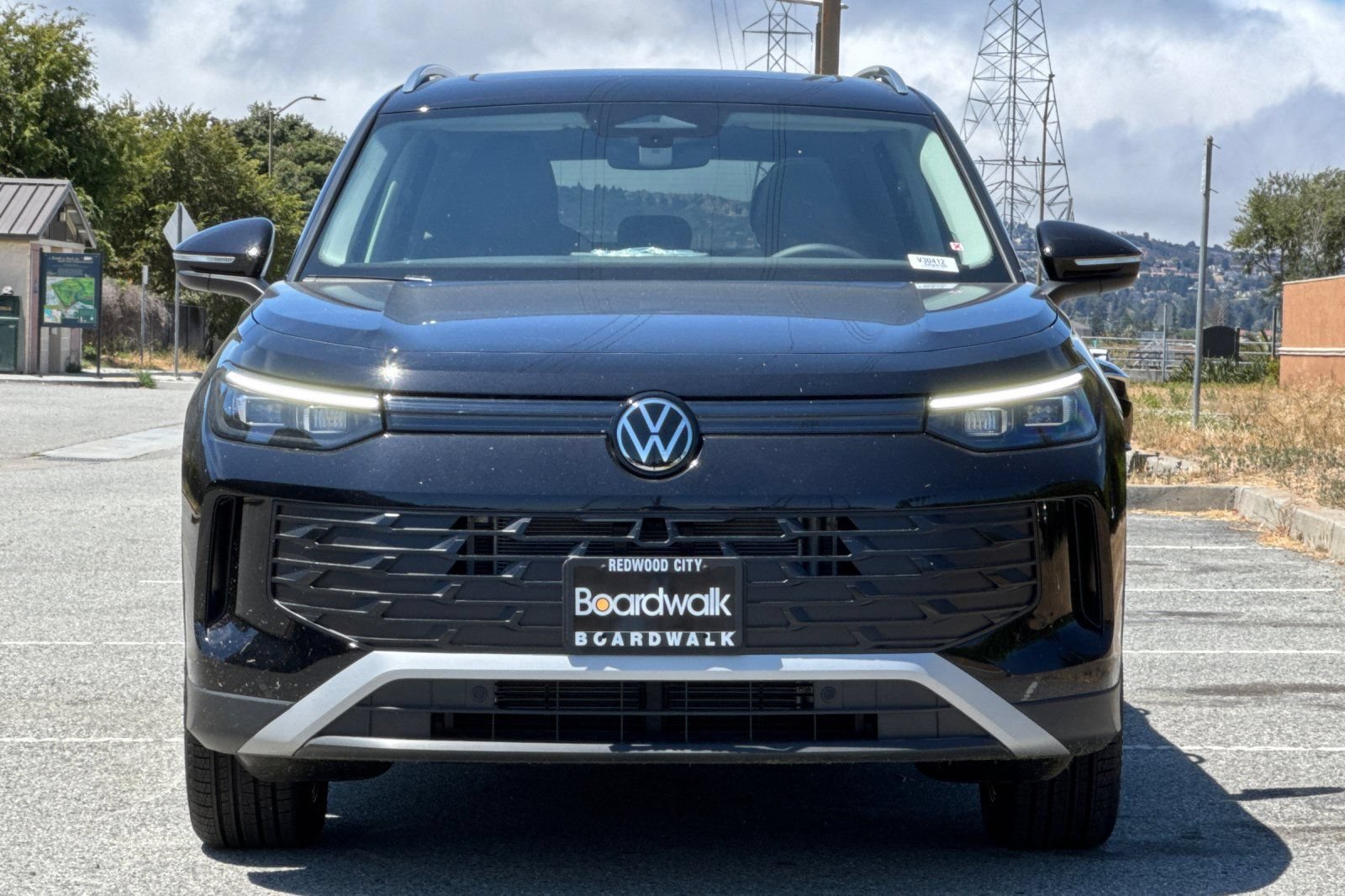 New 2026 Volkswagen Tiguan SE AWD/4WD image 9