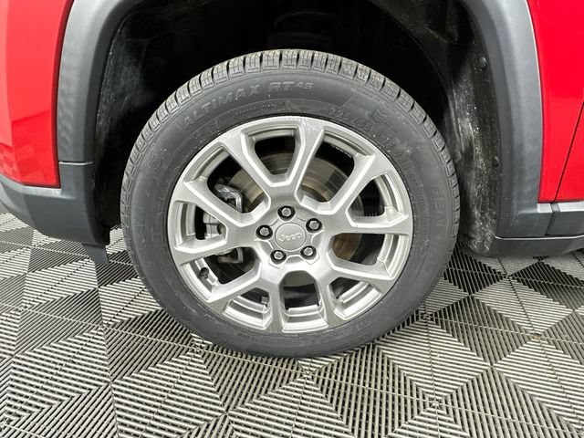 Used 2023 Jeep Compass Latitude AWD/4WD image 29