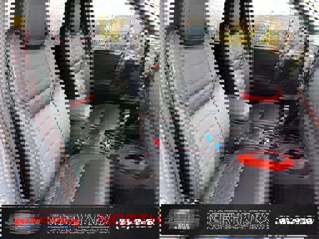 Used 2025 Nissan Frontier PRO-4X w/ Pro Premium Package image 28