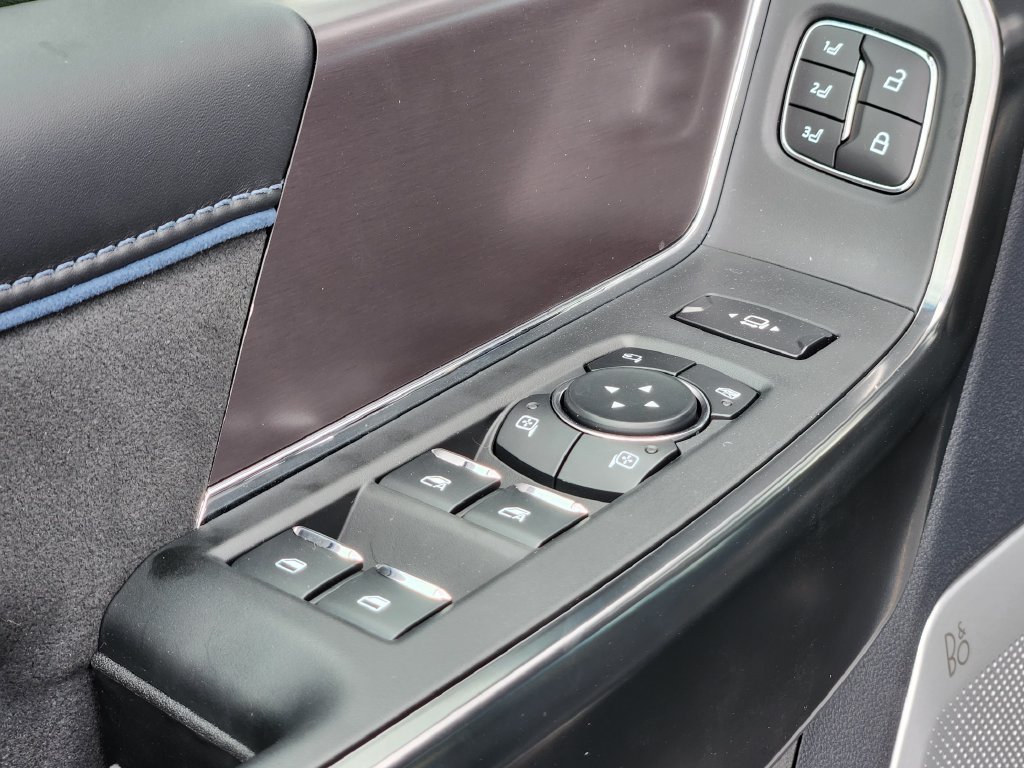 New 2026 Ford F350 Platinum AWD/4WD image 17
