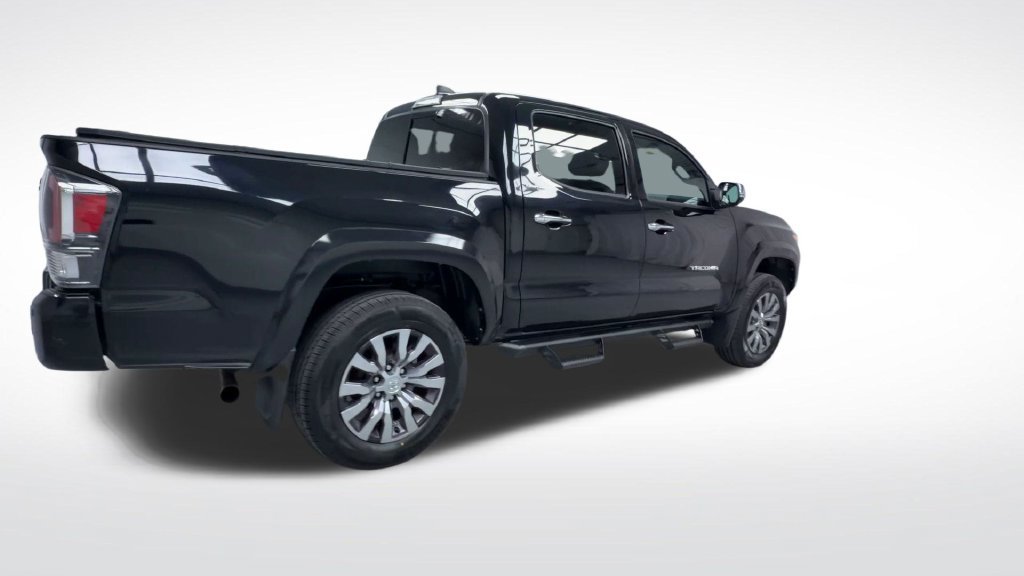 Certified 2022 Toyota Tacoma Limited AWD/4WD image 9