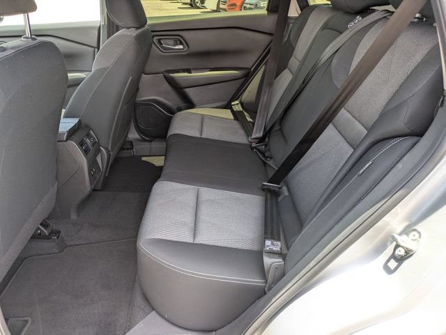 Used 2024 Nissan Rogue SV AWD/4WD image 24