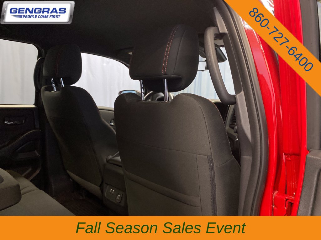 Used 2023 Nissan Frontier PRO-4X w/ Pro Convenience Package AWD/4WD image 39