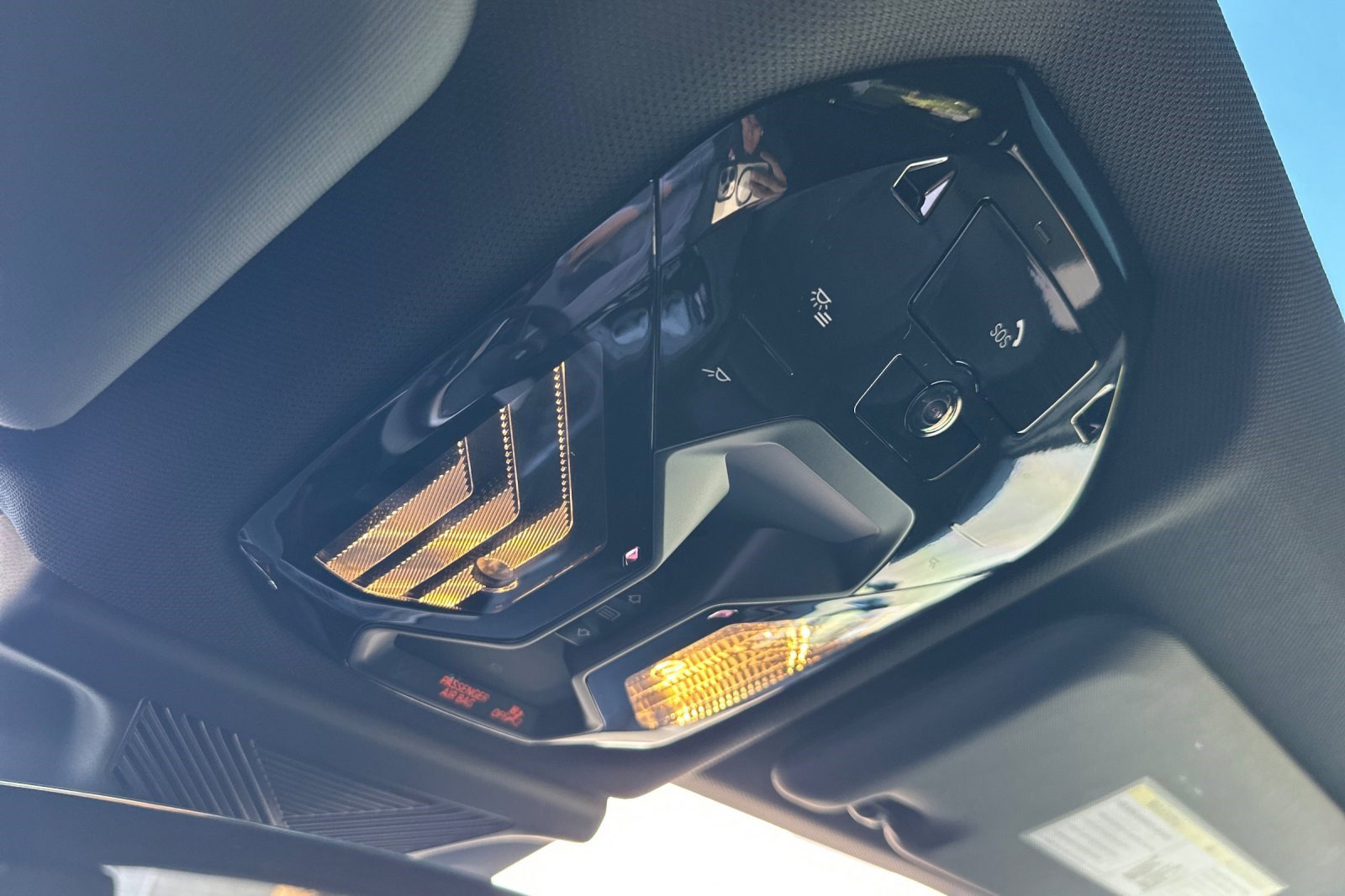 Used 2025 BMW X3 xDrive30i w/ Premium Package image 23