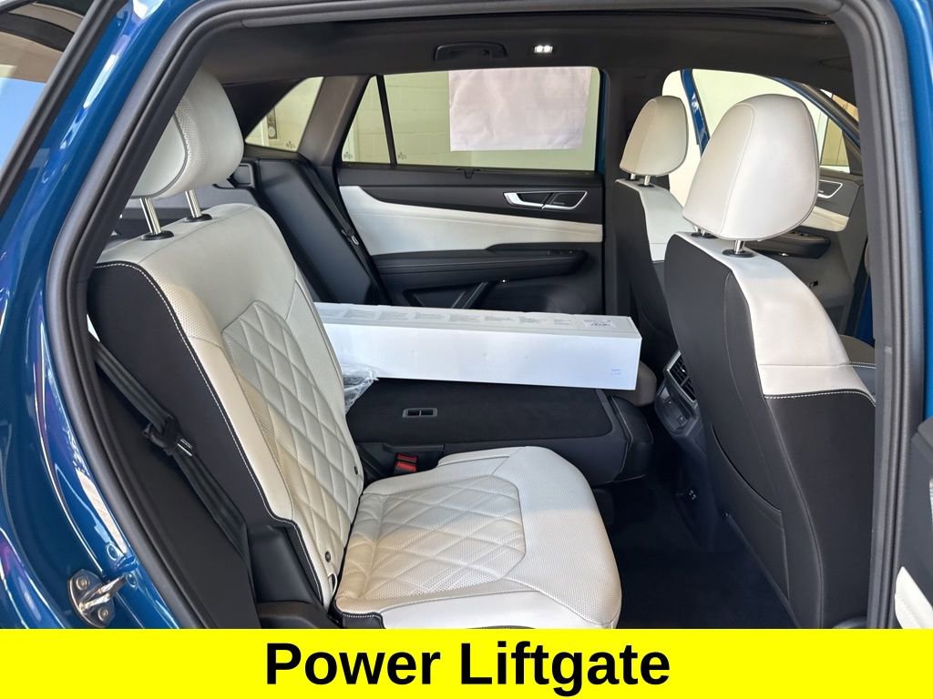 New 2026 Volkswagen Atlas Cross Sport SEL Premium R-Line image 14
