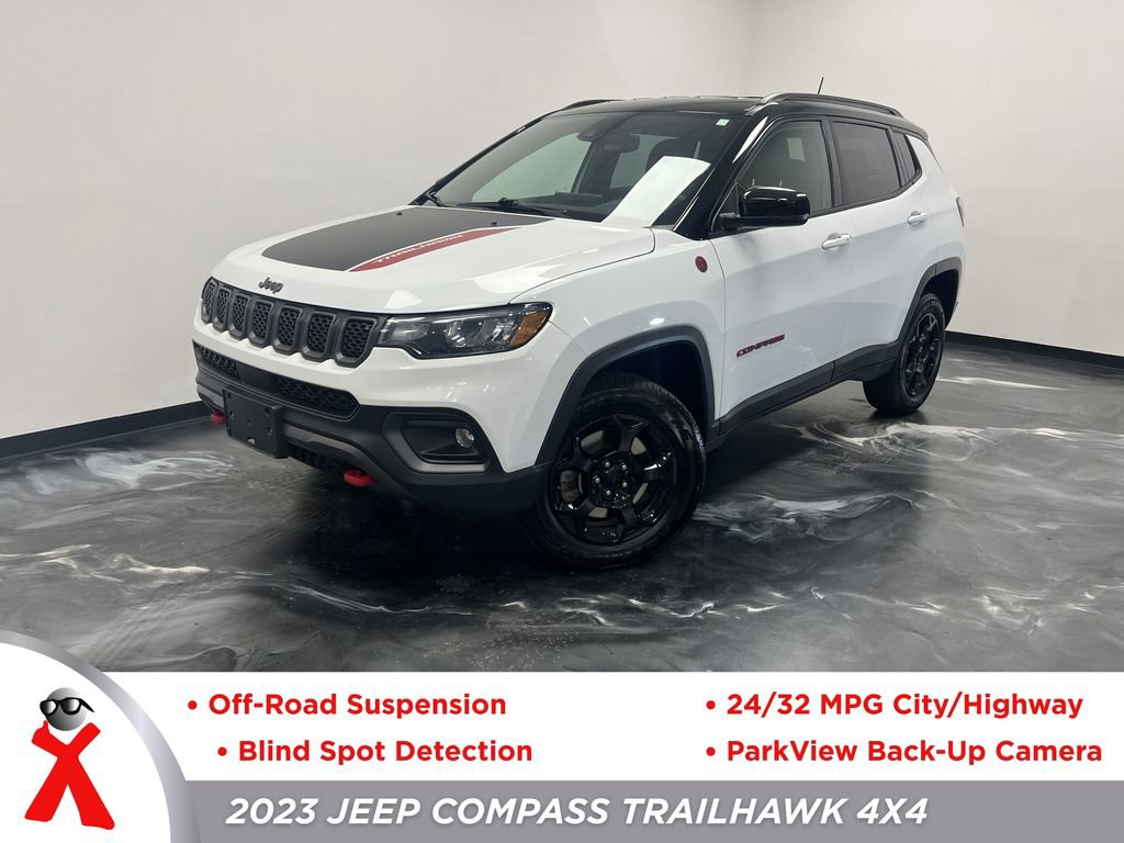 Used 2023 Jeep Compass Trailhawk image 1