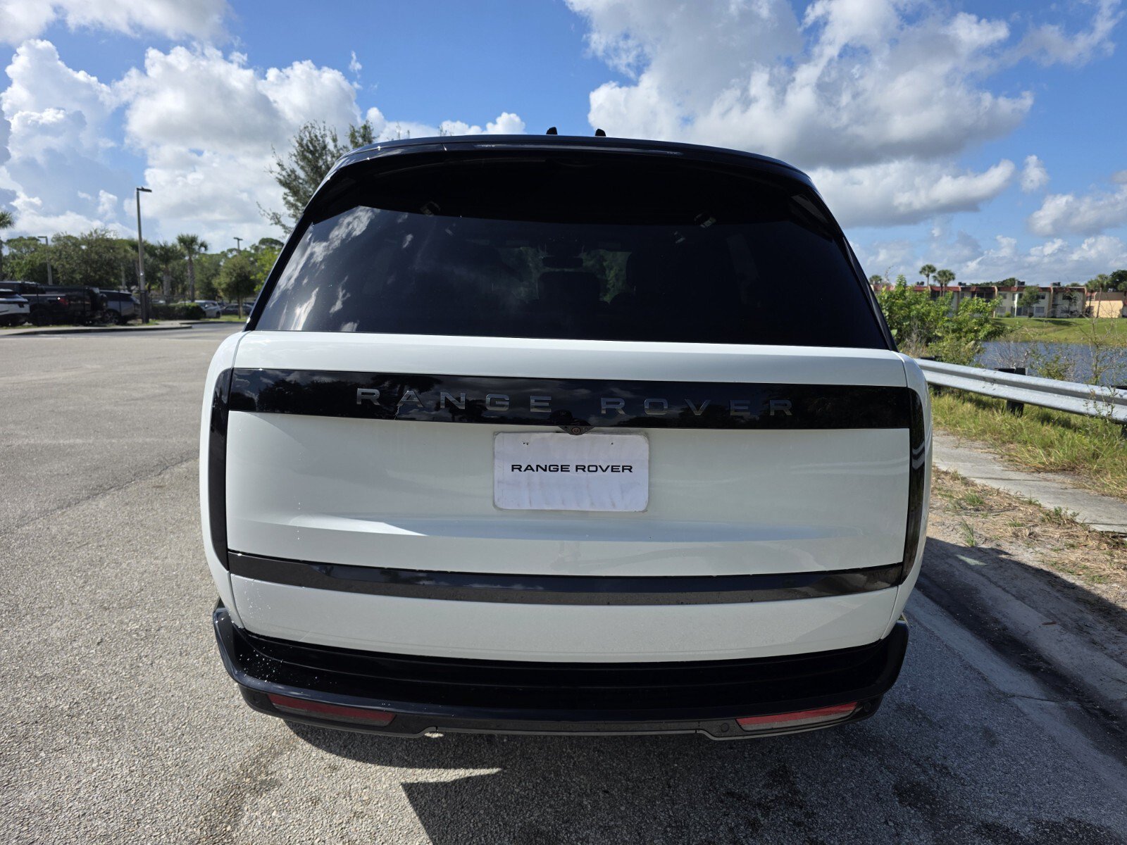 New 2026 Land Rover Range Rover SE AWD/4WD image 6