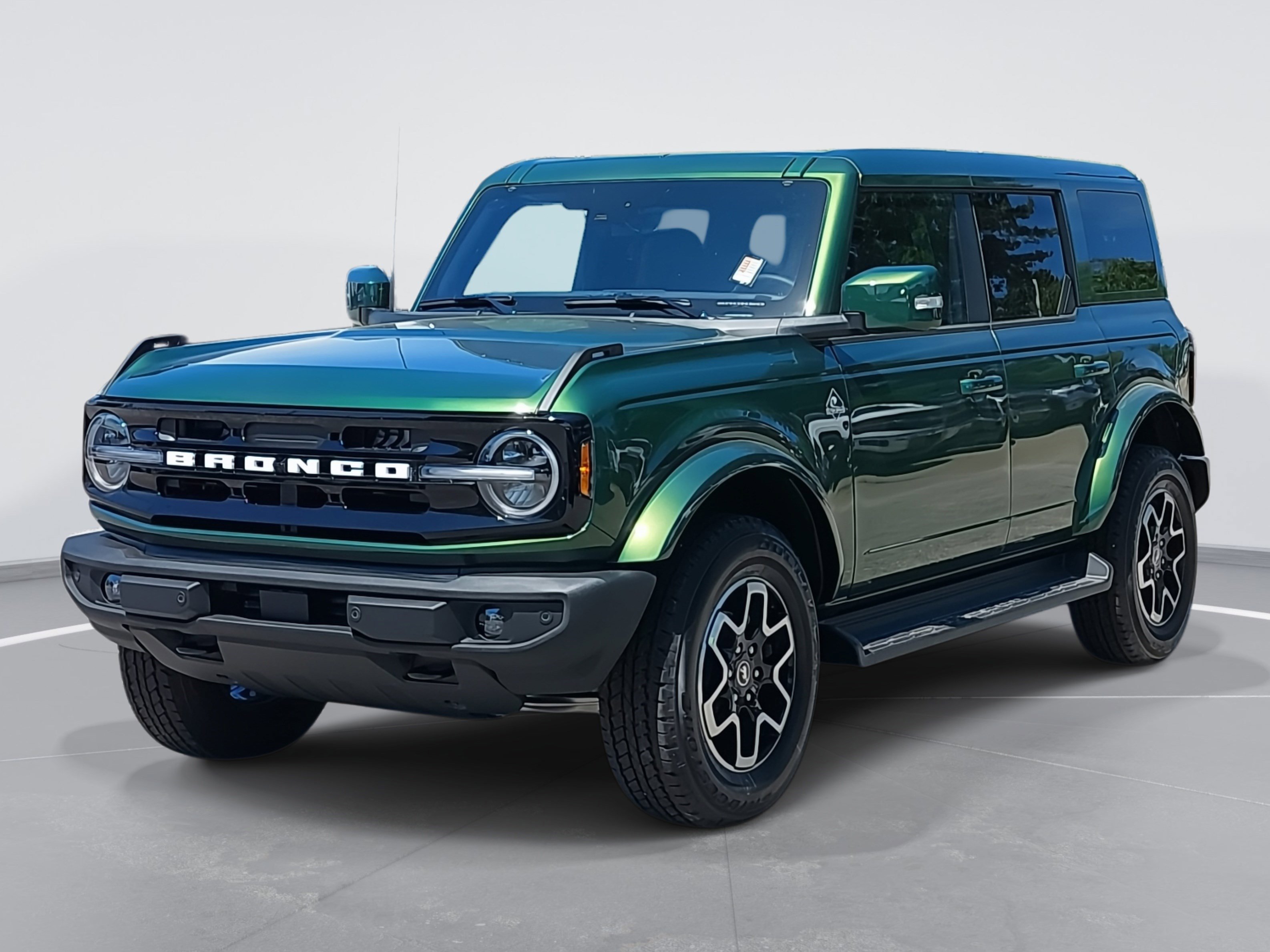 New 2025 Ford Bronco Outer Banks