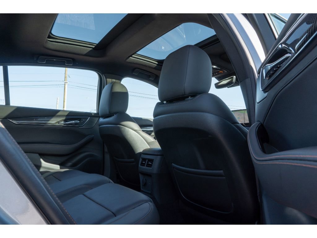 Used 2025 Cadillac CT5 Sport w/ Technology Package image 15