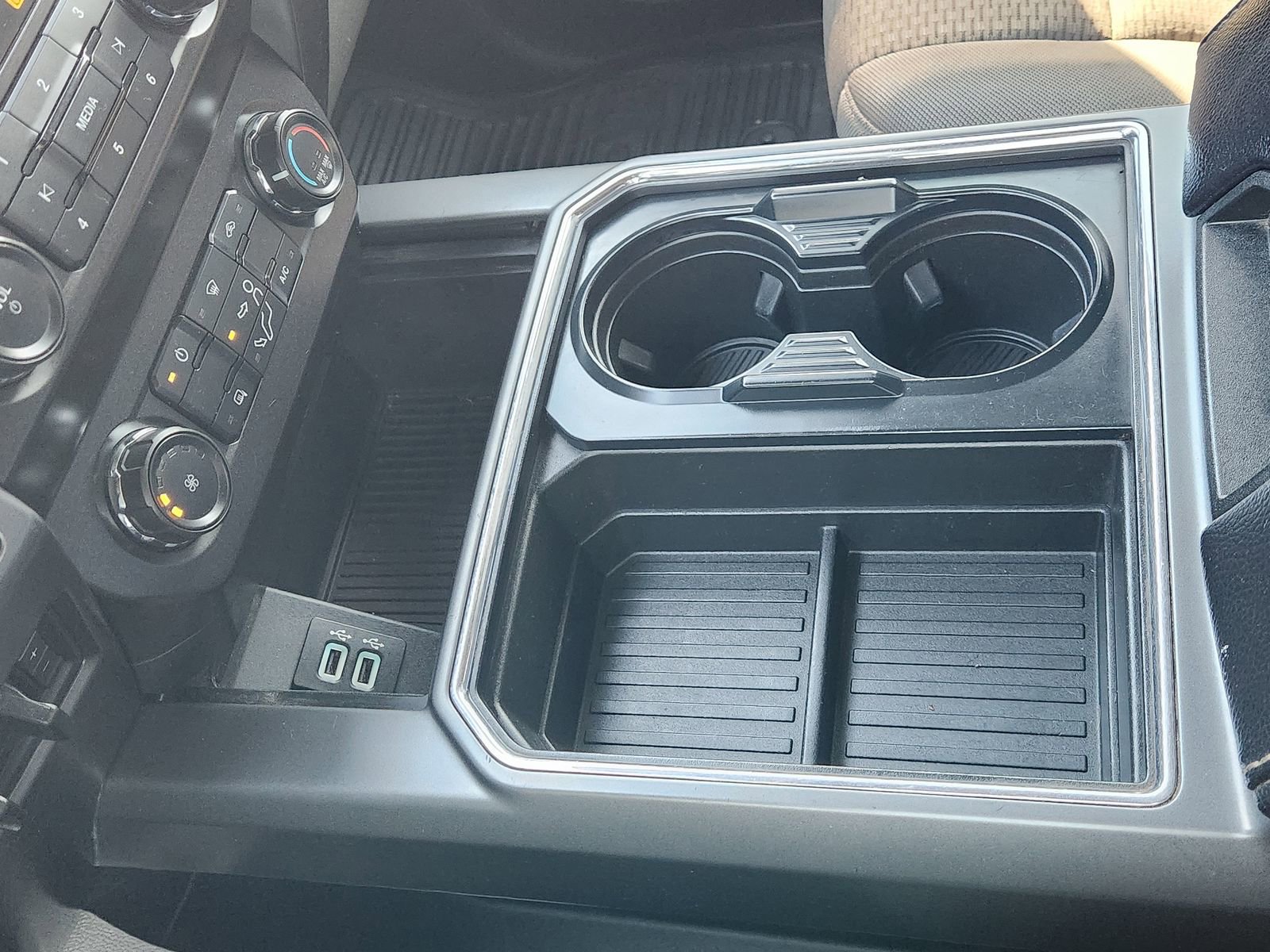 Used 2019 Ford F250 XLT w/ XLT Value Package image 25