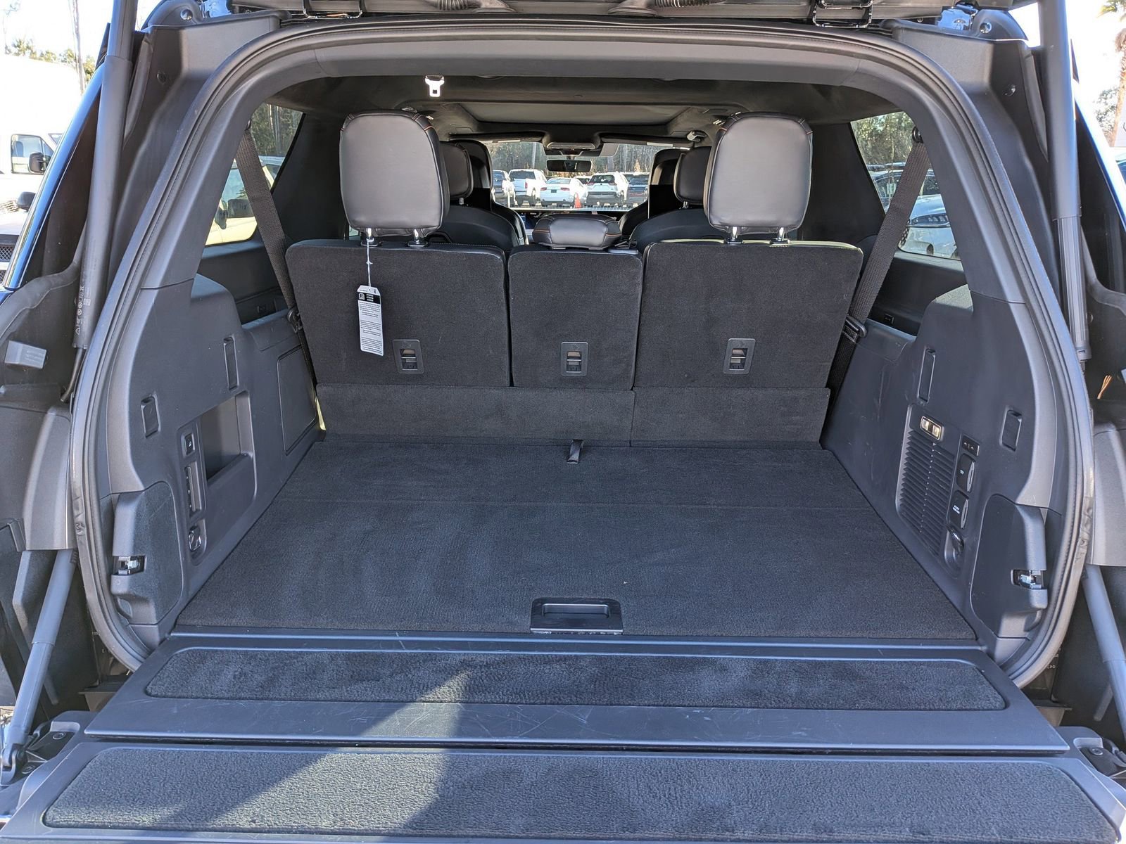 Used 2025 Lincoln Navigator L Black Label image 15