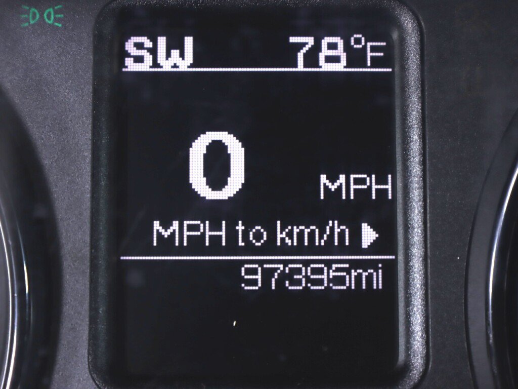 Used 2018 RAM 1500 Classic SLT AWD/4WD image 14