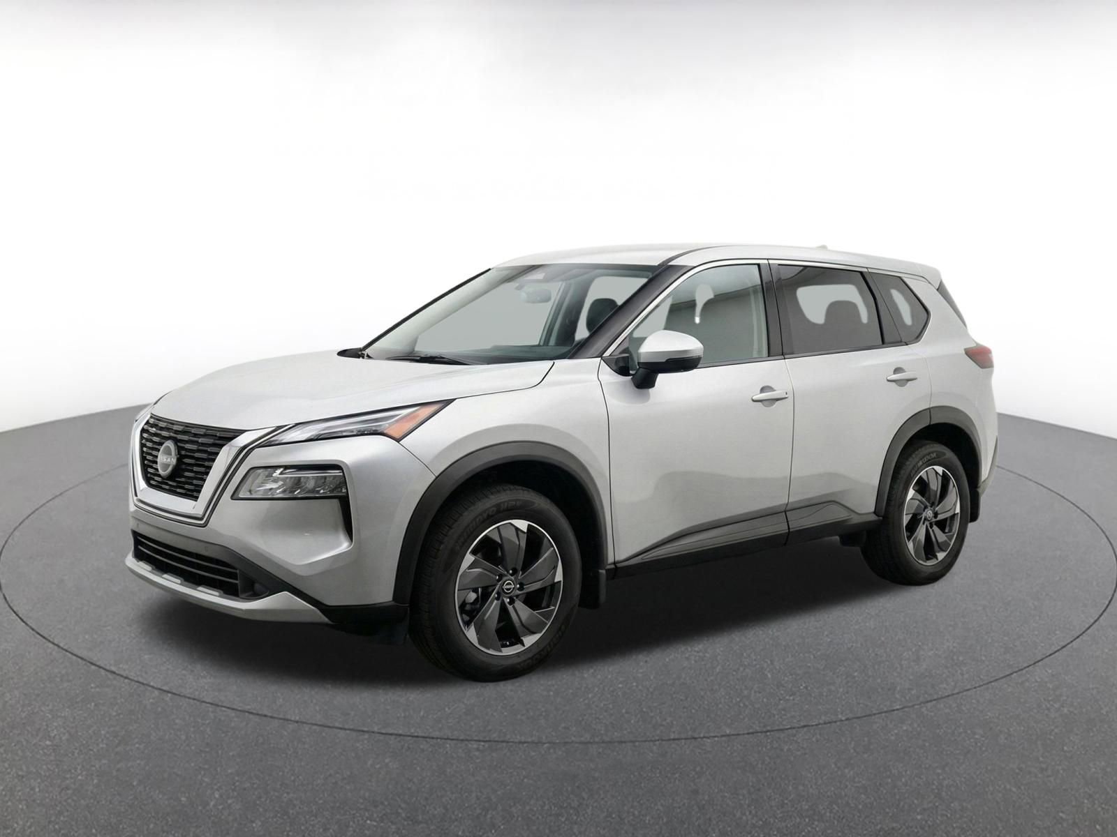 Used 2025 Nissan Rogue SV AWD/4WD image 3