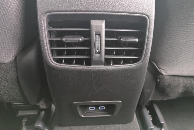 Used 2025 Toyota Corolla Cross LE image 17