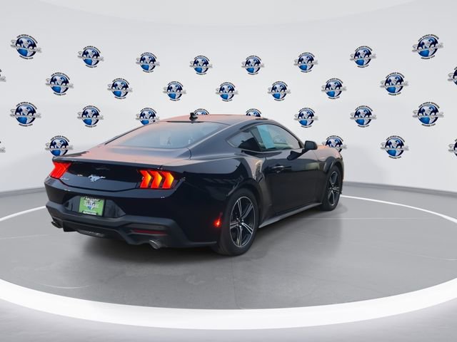 Used 2024 Ford Mustang Coupe image 9