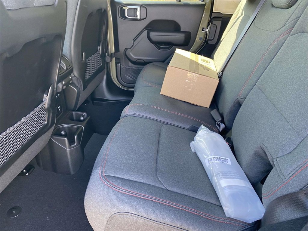 New 2026 Jeep Wrangler Unlimited Rubicon w/ Steel Bumper Group image 10