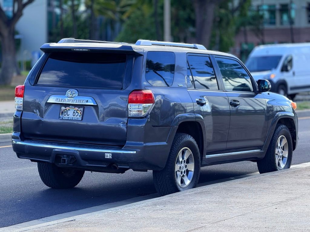 Used 2011 Toyota 4Runner SR5 image 5