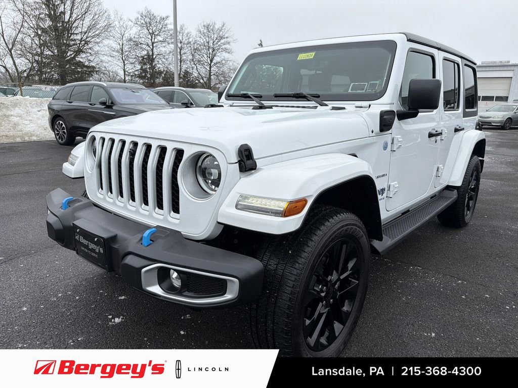 Used 2023 Jeep Wrangler Unlimited Sahara w/ Cold Weather Group AWD/4WD image 1
