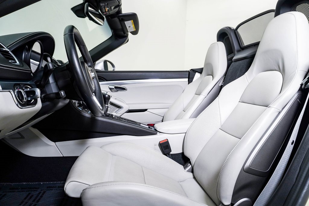 Used 2023 Porsche 718 Boxster GTS image 5