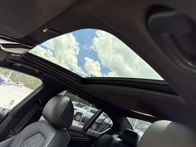 Used 2022 BMW 530i w/ M Sport Package image 31