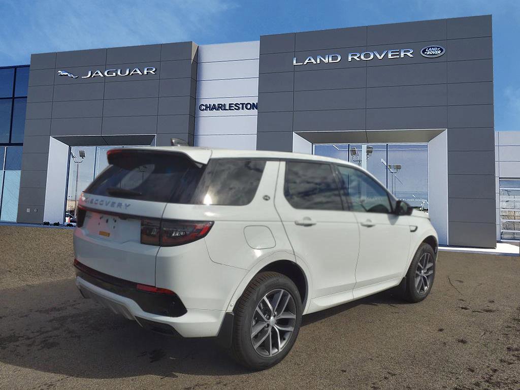 Used 2025 Land Rover Discovery Sport S image 5