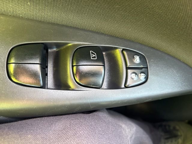 Used 2019 Nissan Sentra S w/ Appearance Package FWD image 25
