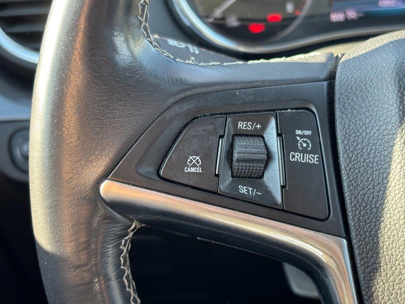 Used 2019 Buick Encore Preferred image 18