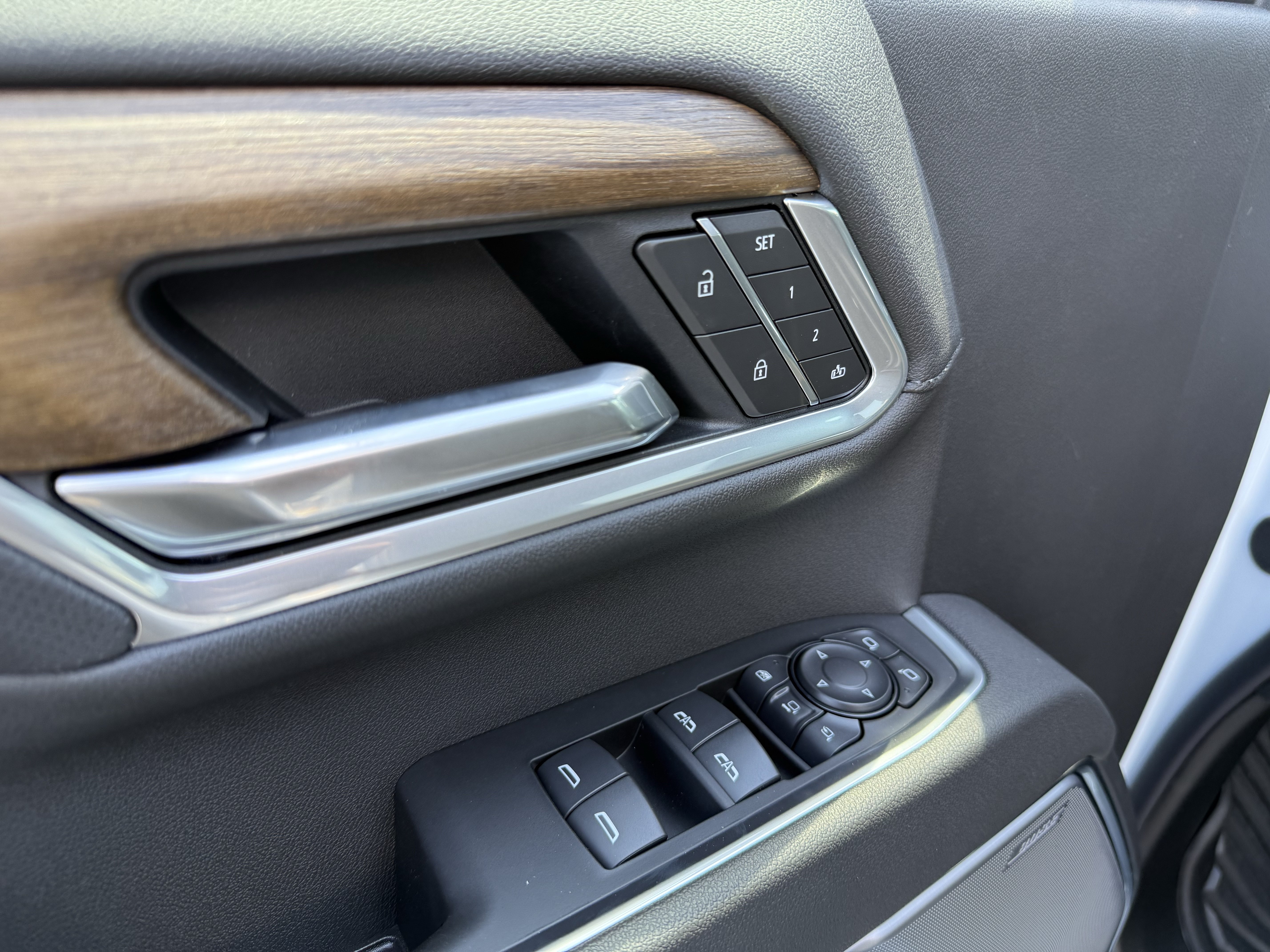 New 2026 Chevrolet Silverado 2500 High Country w/ High Country Premium Package AWD/4WD image 15