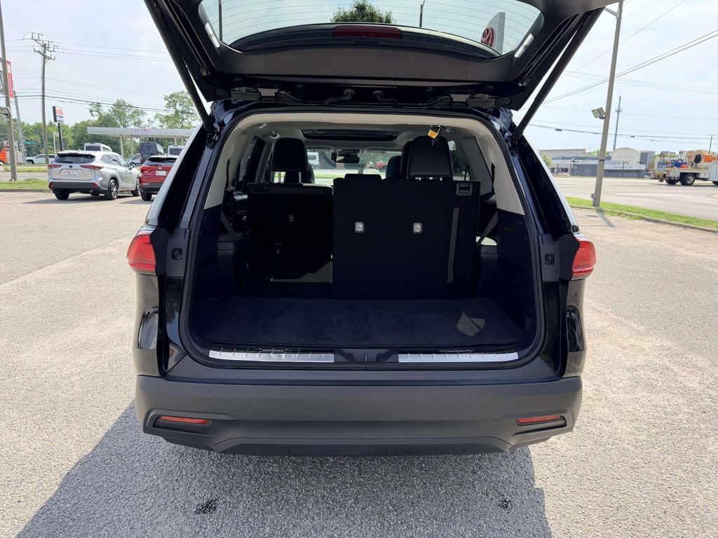Certified 2026 Toyota Grand Highlander AWD image 16
