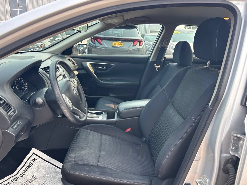 Used 2017 Nissan Altima 2.5 S w/ Power Driver Seat Package FWD image 18