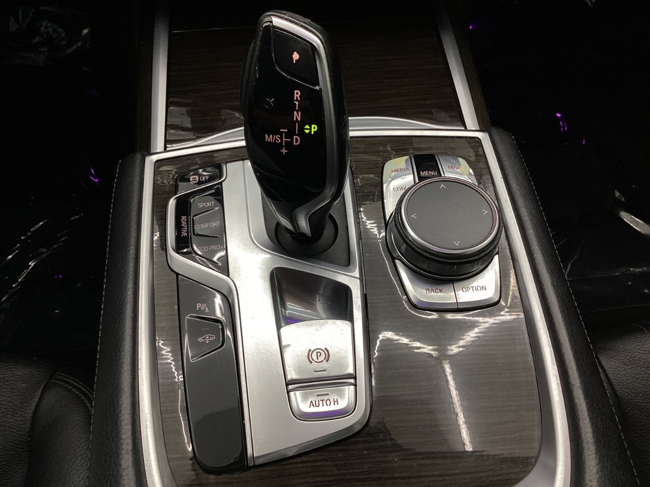 Used 2019 BMW 740i xDrive image 36