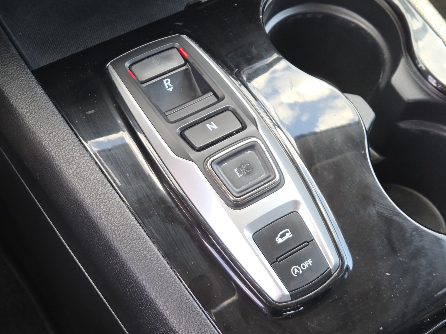 Used 2016 Honda Pilot Elite image 30