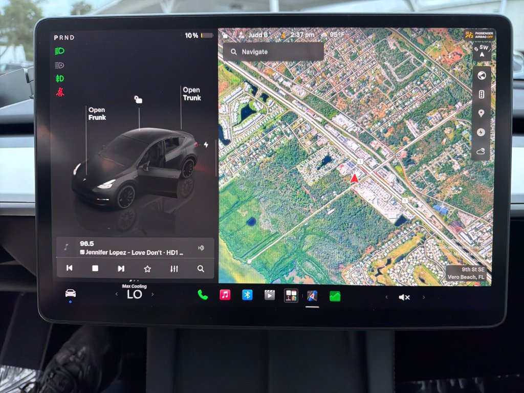 Used 2024 Tesla Model Y Performance AWD/4WD image 23