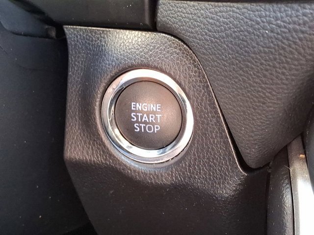 Used 2021 Toyota RAV4 XLE w/ Carpet Mat Package (TMS) image 29