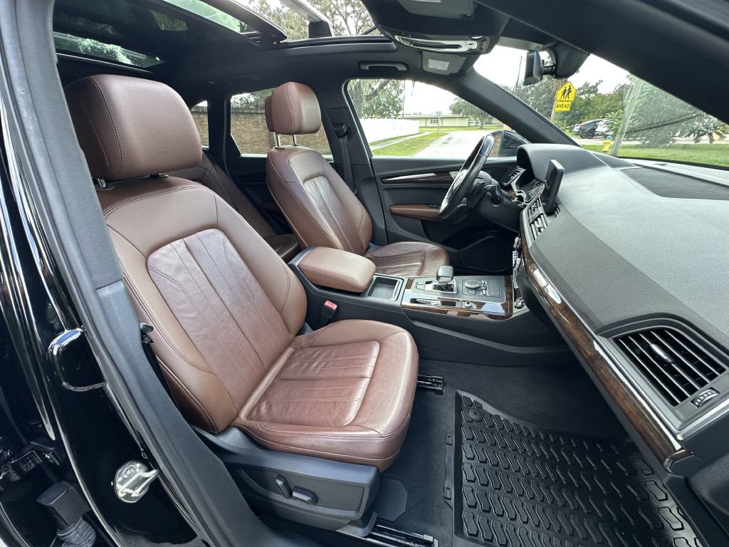 Used 2019 Audi Q5 2.0T Premium AWD/4WD image 12