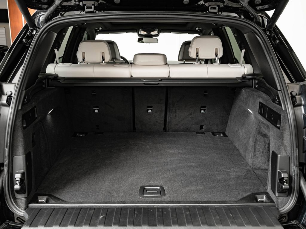 Used 2024 BMW X5 xDrive40i w/ Premium Package image 21