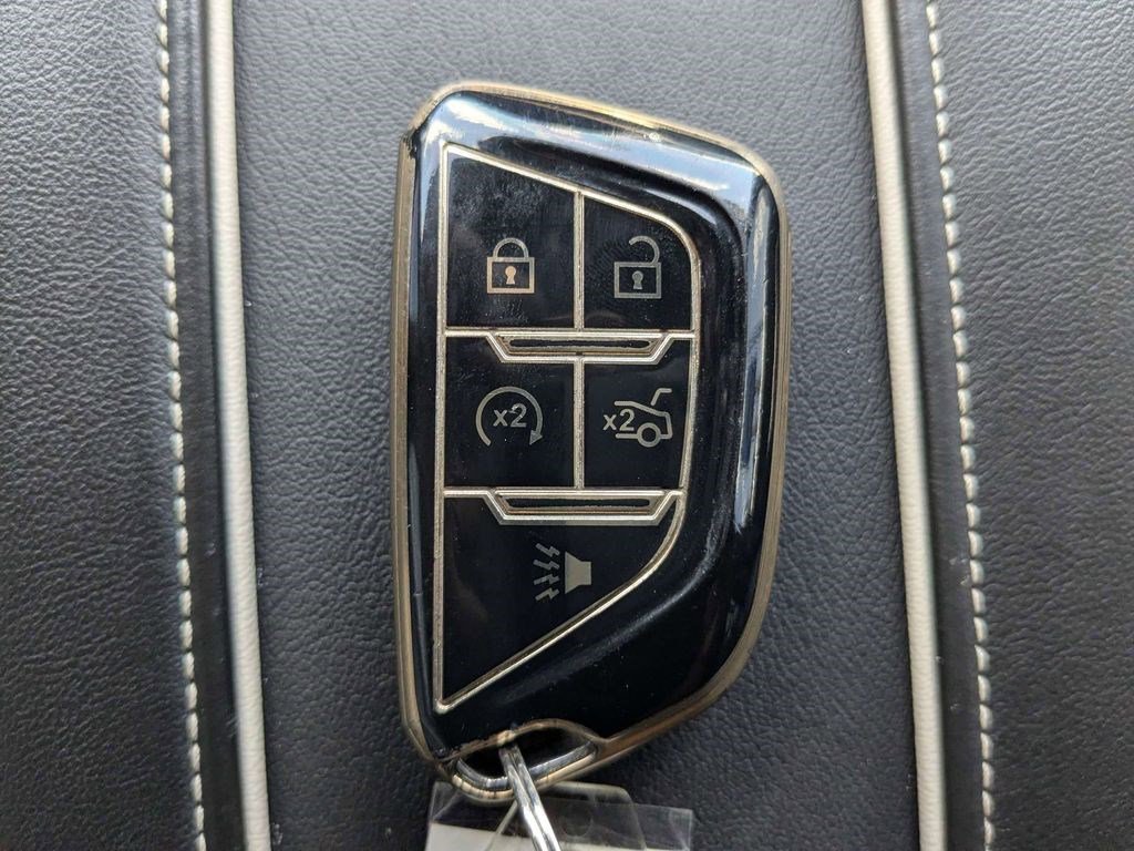 Used 2024 Cadillac Escalade Sport Platinum RWD image 33