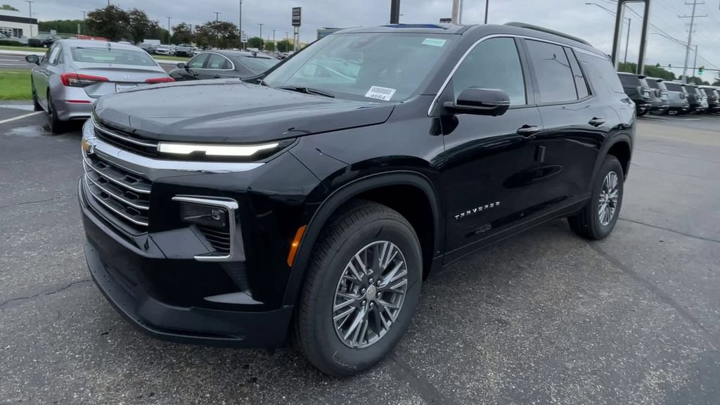 New 2026 Chevrolet Traverse LT w/ Driver Confidence Package FWD image 6