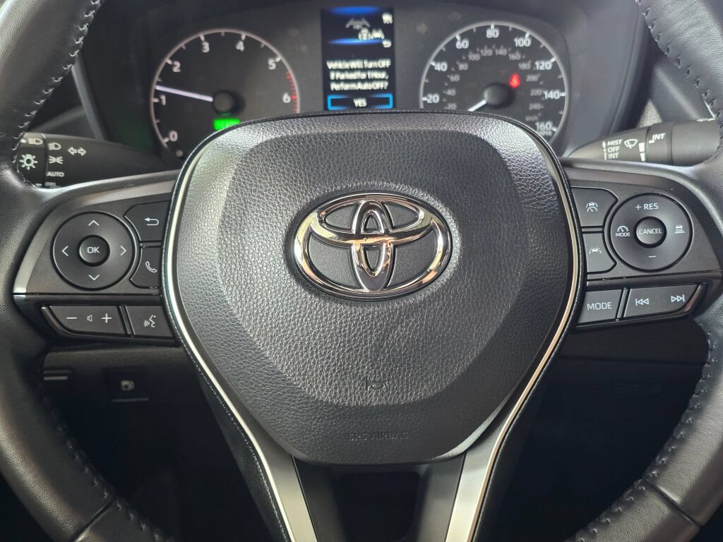 Used 2024 Toyota Corolla SE w/ SE Package FWD image 23