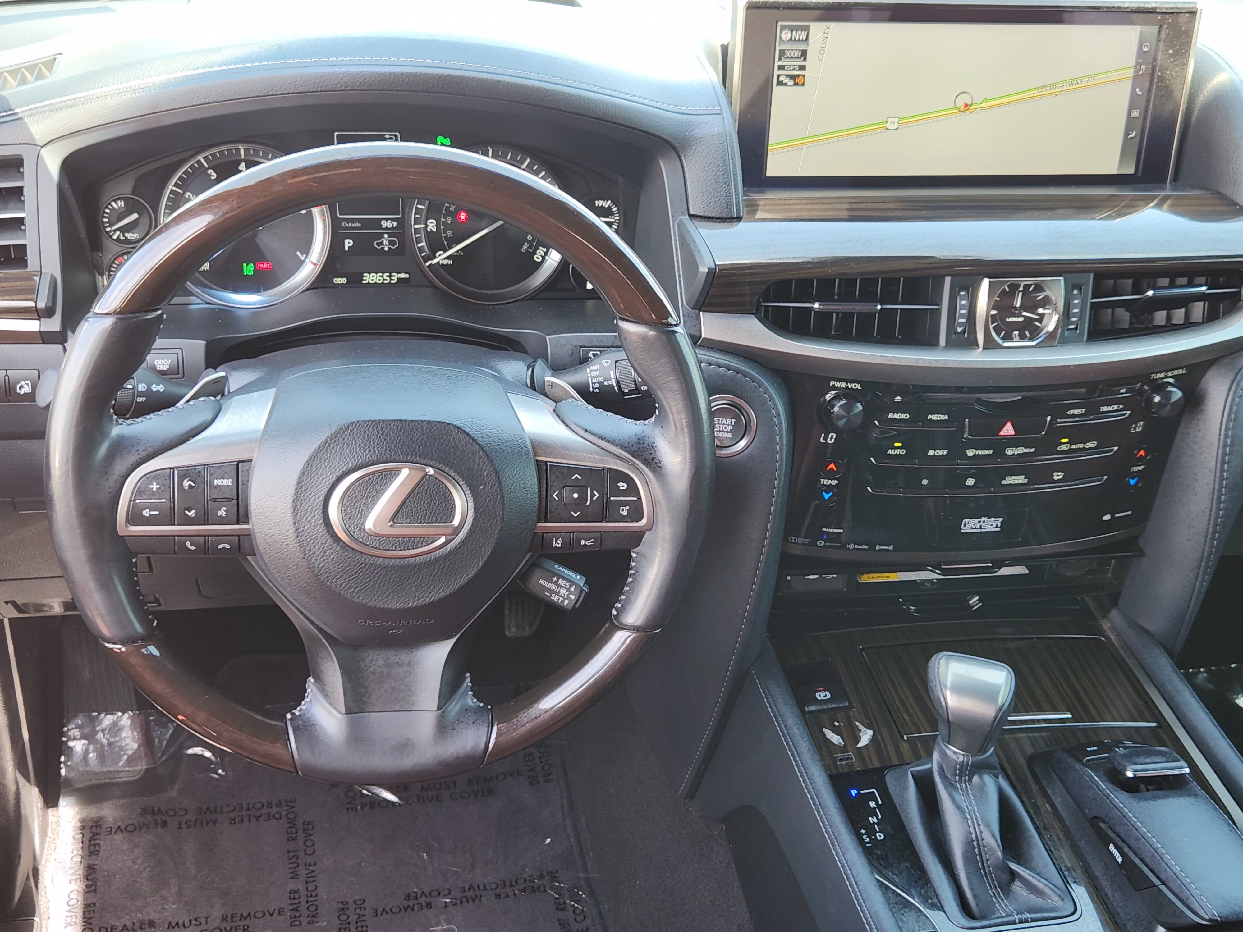 Used 2021 Lexus LX 570 4WD w/ Sport Package image 27