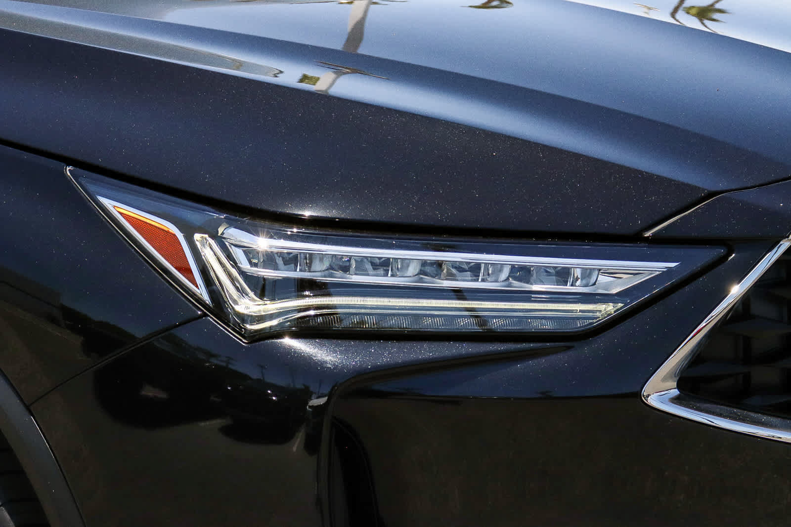 Used 2023 Acura MDX SH-AWD w/ Advance Package image 4
