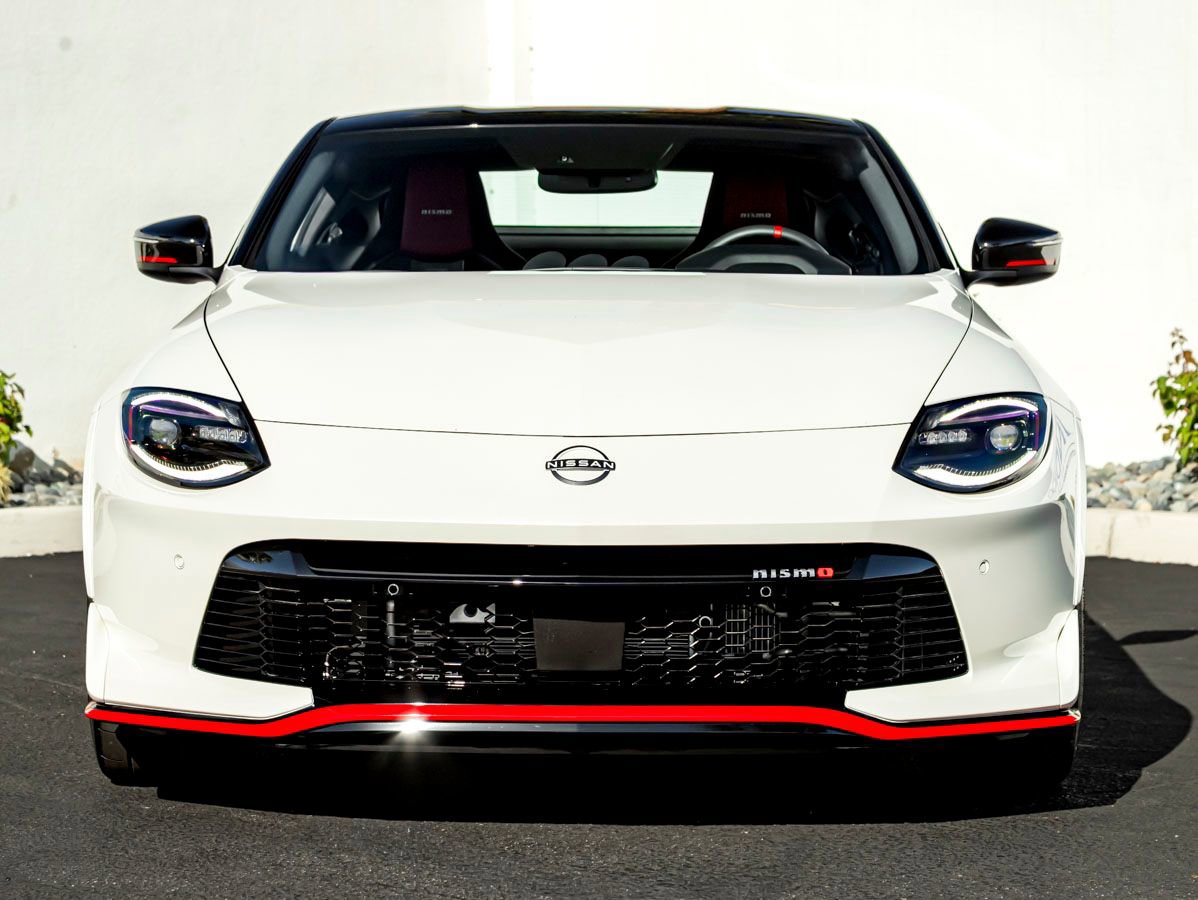 Used 2026 Nissan Z NISMO w/ Floor Mat Package RWD image 4