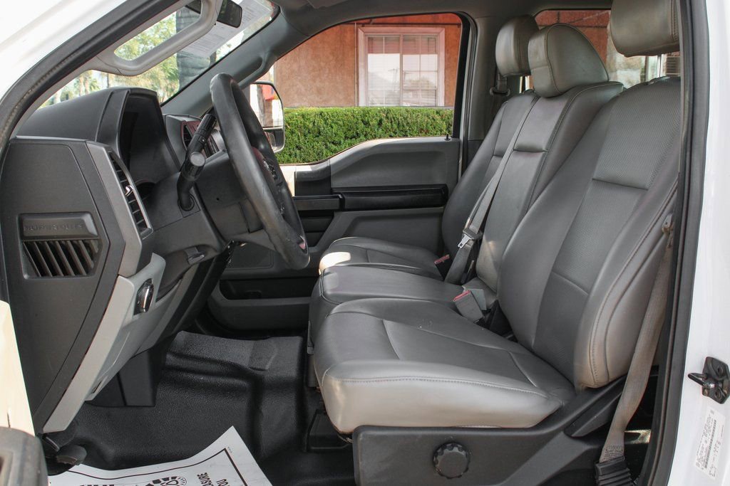 Used 2019 Ford F550 2WD Crew Cab Super Duty image 17