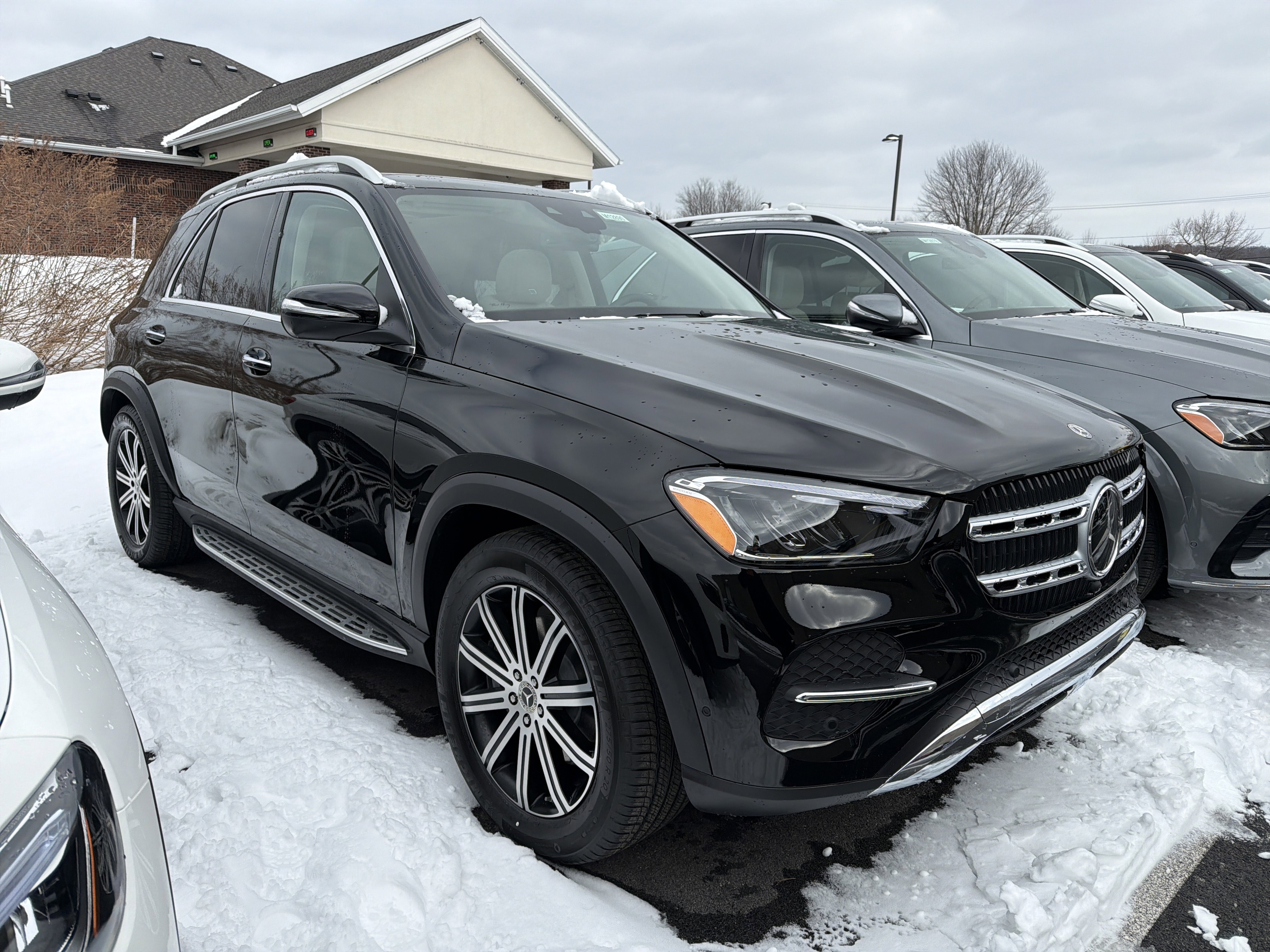 New 2026 Mercedes-Benz GLE 350 4MATIC image 2