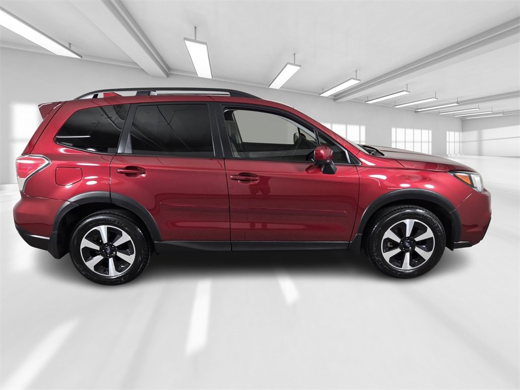 Used 2017 Subaru Forester 2.5i Premium image 8